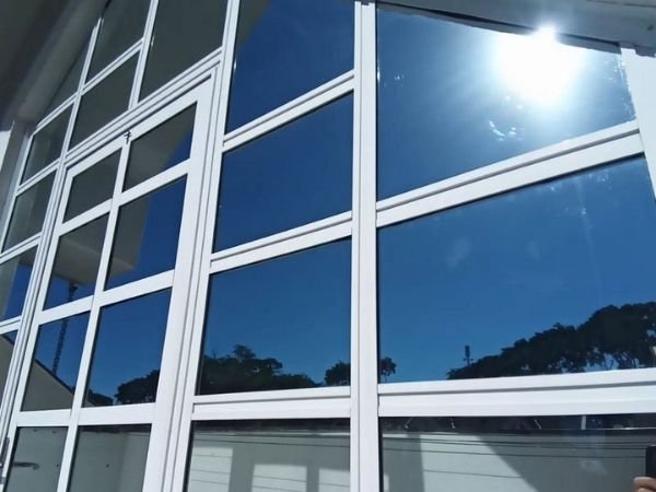 Película de Proteção Solar para Janelas em Cambui Campinas Película de Proteção Solar para Janelas em Cambui Campinas